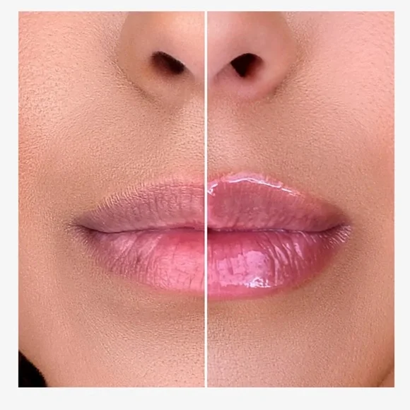 Too Faced Lip Injection Maximum Plump Lip Gloss - Travel Size - Picture 4 of 7